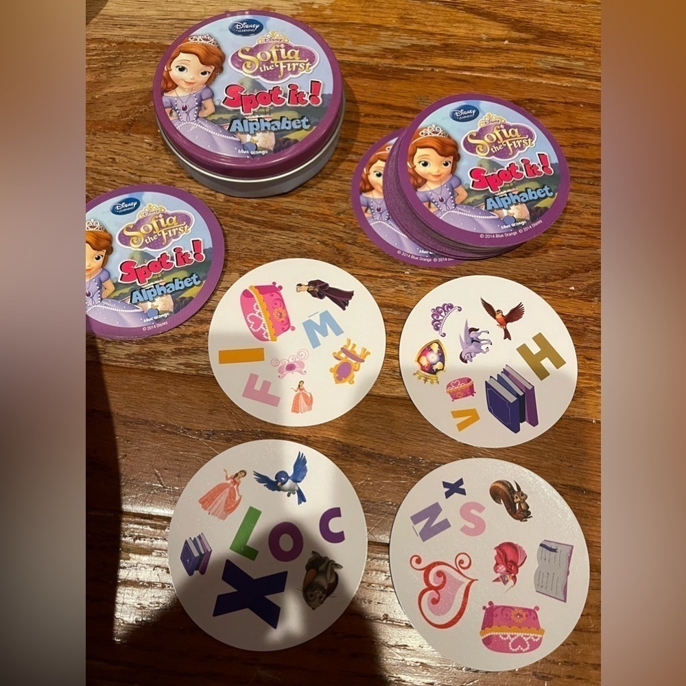 Disney Sofia The First Spot It! Spot 'n Learn Alphabet Game.